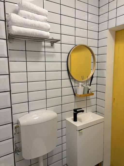 Tiny Studio Quinet Boekarest Buitenkant foto